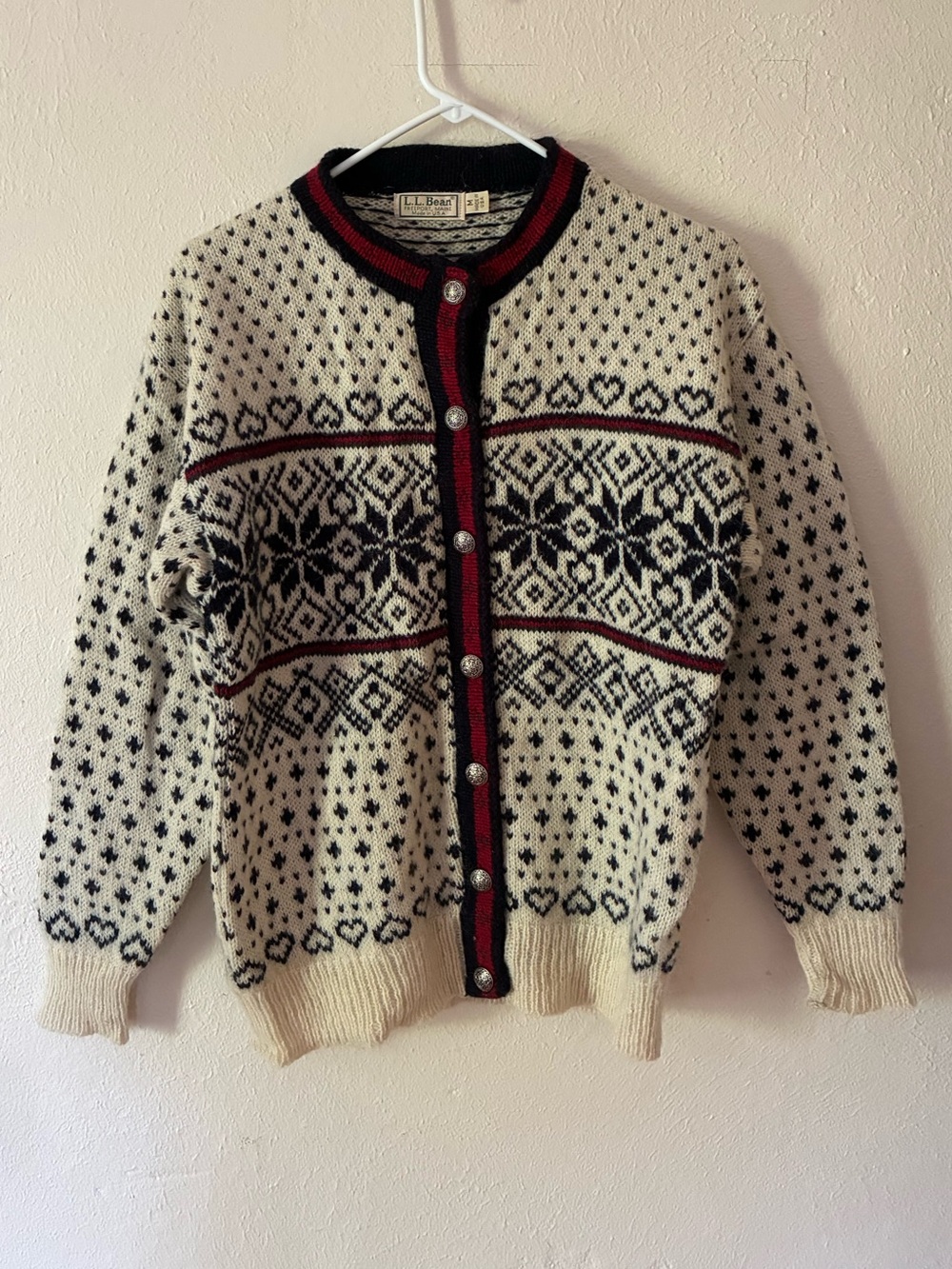 Vintage L.L. Bean White & Navy Pattern Nordic Wool Cardigan Button Down size M